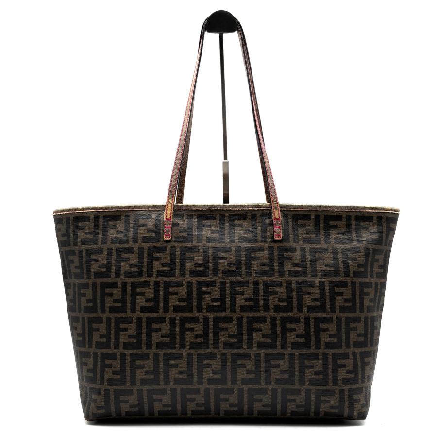 フェンディ FENDI ズッカ トートバッグ ショルダーバッグ 肩掛け A4 大