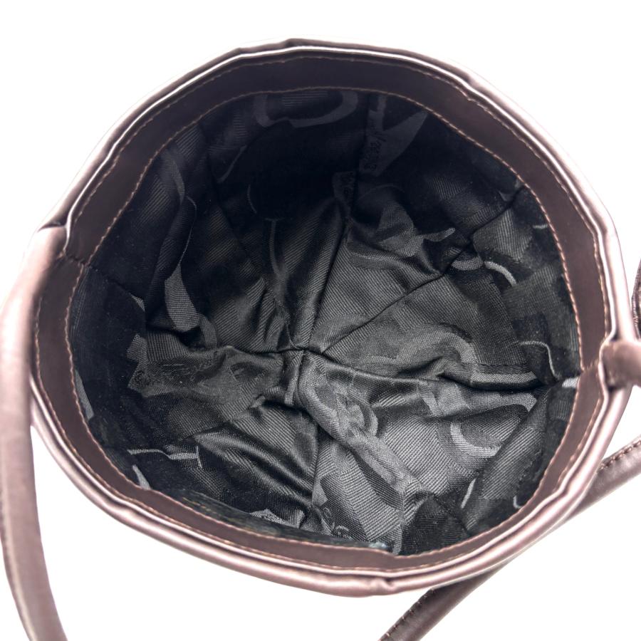 サルヴァトーレフェラガモ Salvatore Ferragamo どんぐりバッグ 
