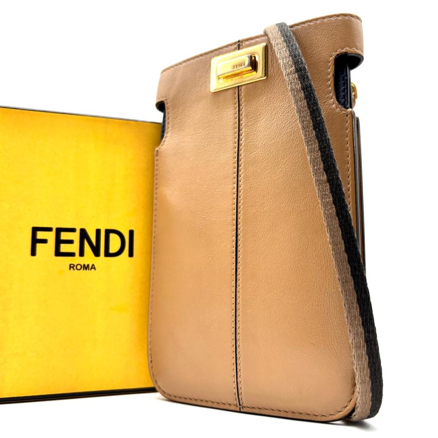 FENDI フェンディ ピーカブー スマホショルダー フォンショルダー