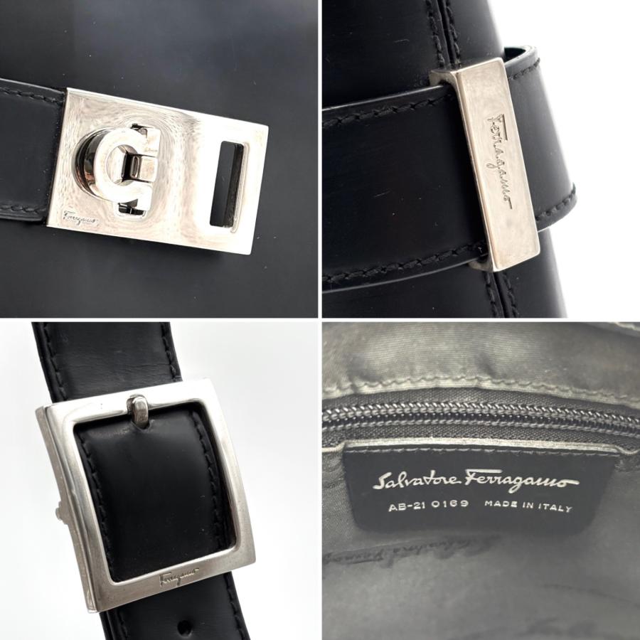 フェラガモ Salvatore Ferragamo ガンチーニ ワンショルダーバッグ