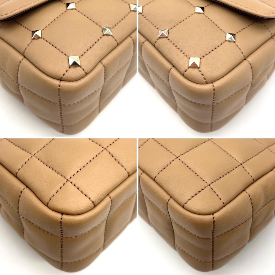 MICHAELKORS マイケルコース SOHO ソーホー ショルダーバッグ キルティング スタッズ ベージュ