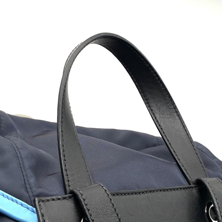 ほぼ未使用 プラダ PRADA リュック バックパック 三角ロゴ プレート