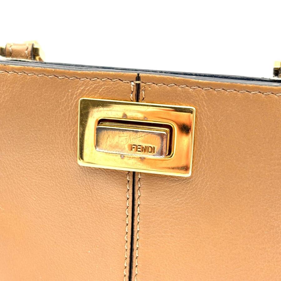 FENDI フェンディ ピーカブー スマートフォンポーチ スマホポーチ ショルダーポーチ レザー ベージュ ゴールド金具 7AS056 母の日 プレゼント 旅行 美品_3
