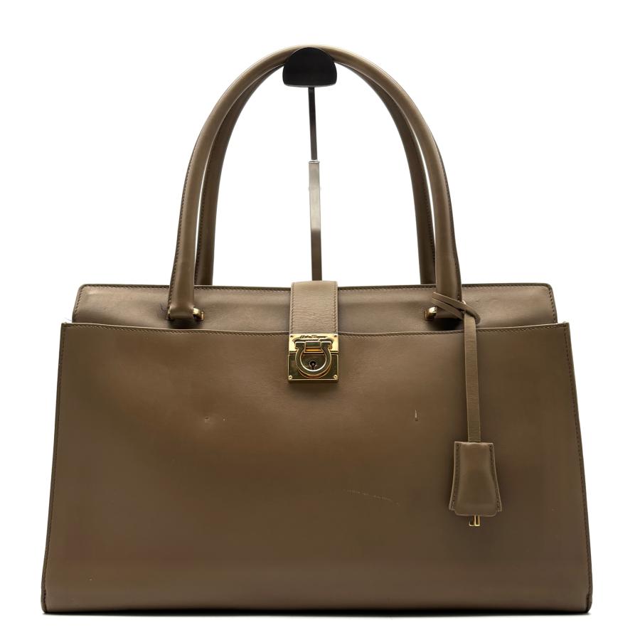 フェラガモ Salvatore Ferragamo ガンチーニ トートバッグ ビジネス 
