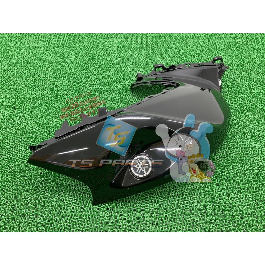 YAMAHA（ヤマハ） FZ25 タンクサイドカバー 右 在庫有 即納 純正 新品