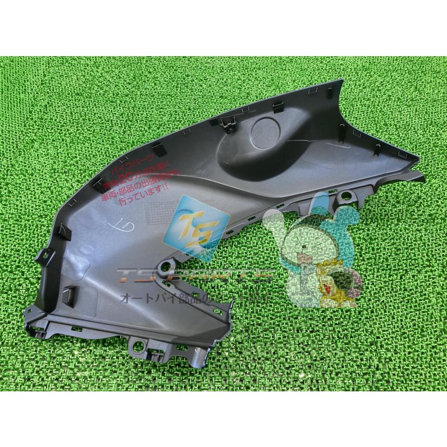 FZ25 タンクサイドカバー 左 在庫有 即納 ヤマハ 純正 新品 バイク 部品 廃盤 在庫有り 即納可 車検 Genuine Kd YAMAHA（ヤマハ） FZ25 タンクサイドカバー 左 在庫有 即納 純正 新品