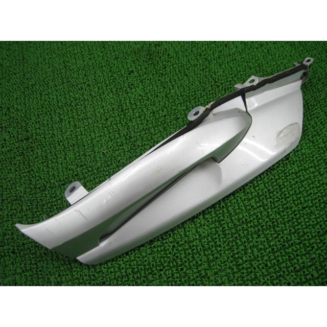 スズキ（SUZUKI） スカイウェイブ250 サイドカウル 右 銀 14F0 純正