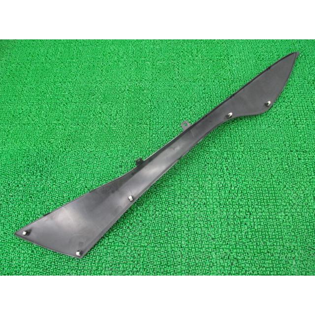 スズキ（SUZUKI） スカイウェイブ250 サイドカウル 右 05H0 純正 中古