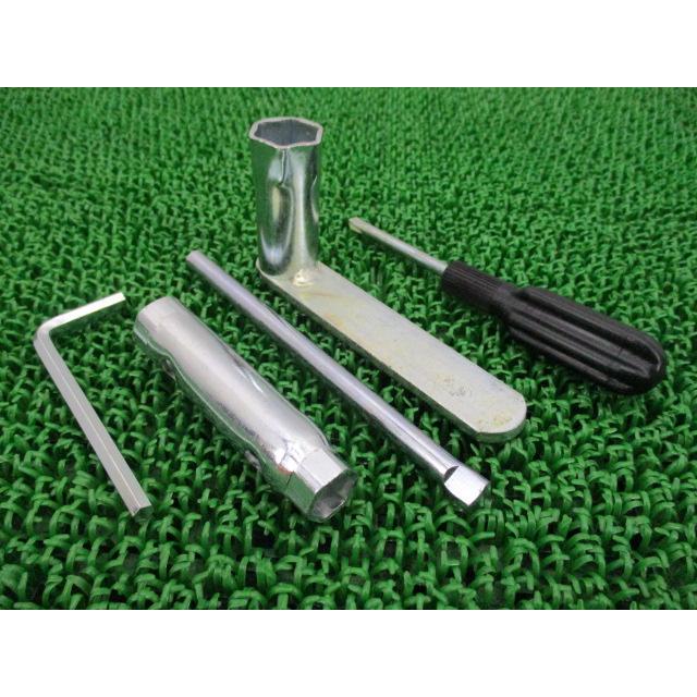 PK80S PK125S 車載工具 在庫有 即納 ピアジオ 純正 新品 バイク 部品 VESPA ベスパ ツールセット 車検 Genuine PK125S 7 PK80S PK125S 車載工具 在庫有 即納 ピアジオ 純正 新品 バイク 部品