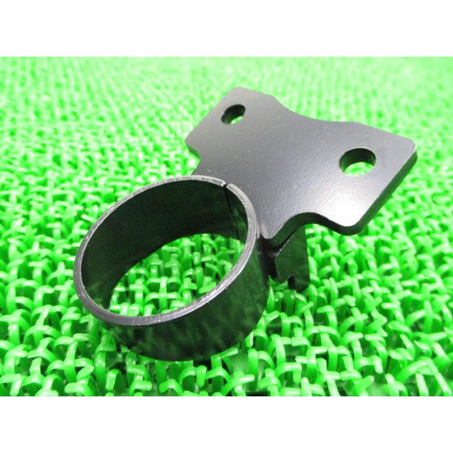 ①キキ カワサキ ZX-10 キーシリンダーブラケット 在庫有 即納 純正