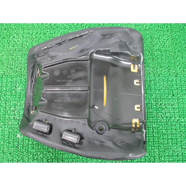 ナイトロッド1250SP シート ハーレー 純正 中古 バイク 部品 2010年式