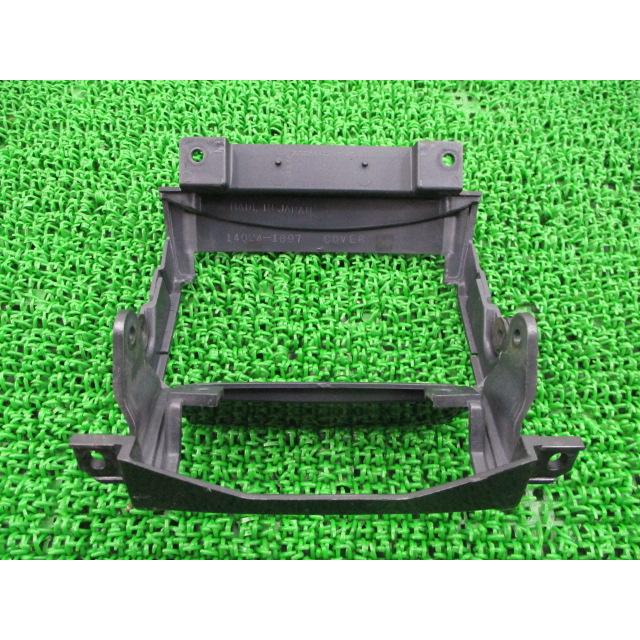 黄ばみ カワサキ（Kawasaki） ZZ-R400 テールカバー 14024-1897 純正 中古