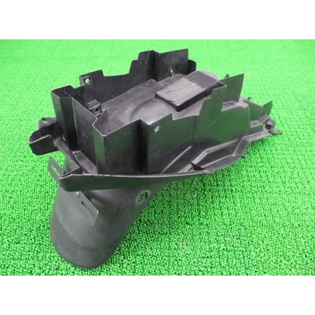 スズキ（SUZUKI） GSX1300Rハヤブサ リアフェンダー 24F 純正 中古