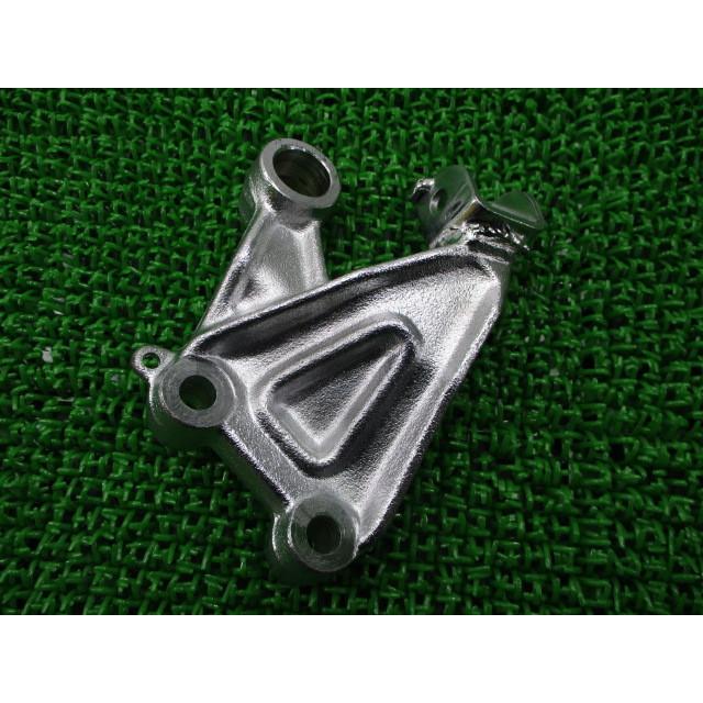 V-MAX フロントステップホルダー 右 ヤマハ 純正 新品 バイク 部品 未使用 そのまま使える フロントフットレスト 車検 Genuine 13