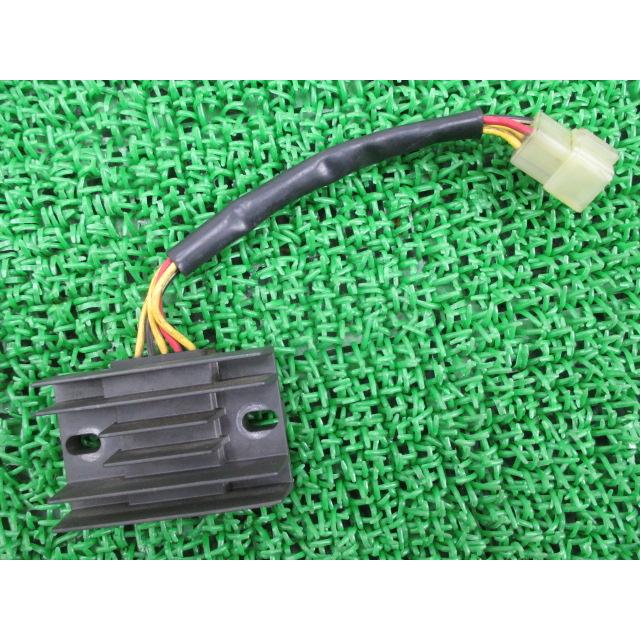 スズキ（SUZUKI） GSX400インパルス レギュレター 純正 中古 19B11