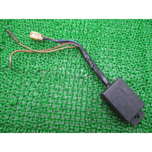 カワサキ Z400FX ヒューズボックス 純正 中古 バイク 部品 カワサキ Z400FX ヒューズボックス 純正 中古 バイク 部品