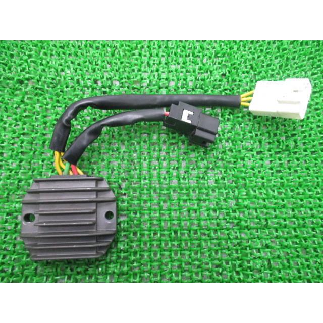 LX150 レギュレター ピアジオ 純正 中古 バイク 部品 レギュレーター レクチファイアー ベスパ Vespa 機能的問題なし 車検 Genuine :22015478:ティーエスパーツ - 通販 - Yahoo!ショッピング LX150 レギュレター ピアジオ 純正 中古 バイク 部品 レギュレーター レクチファイアー ベスパ Vespa 機能的問題なし 車検 Genuine :22015478:ティーエスパーツ - 通販 - Yahoo!ショッピング