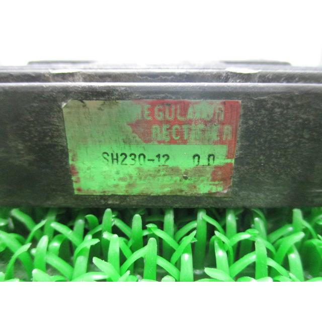 カワサキ（Kawasaki） Z750FX レギュレター 純正 中古 バイク 部品