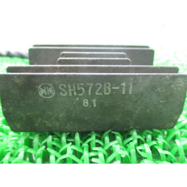 ホンダ（HONDA） CRM250AR レギュレター 純正 中古 バイク 部品 MD32