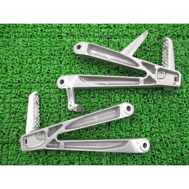 ホンダ（HONDA） CBR1000RR タンデムステップ 左右 MEL 純正 中古