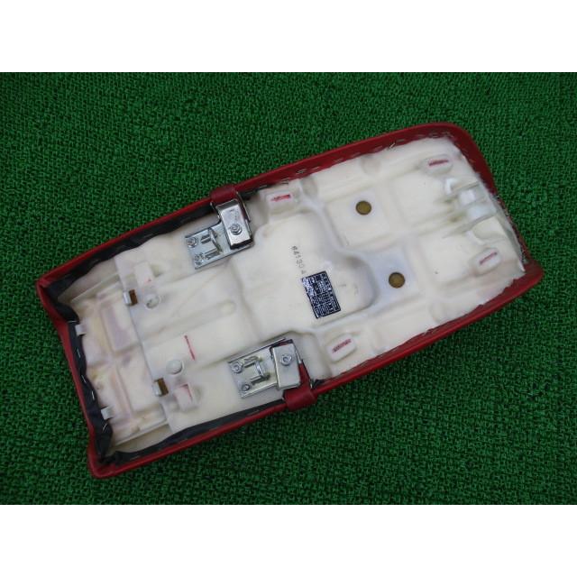 カワサキ（Kawasaki） KMX125 シート 赤 53001-1471F 純正 中古 バイク
