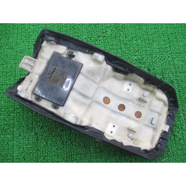 GPZ900 シート 53001-1370 カワサキ 純正 中古 バイク 部品 ZX900A 張替え済 希少品 国内 車検用 車検