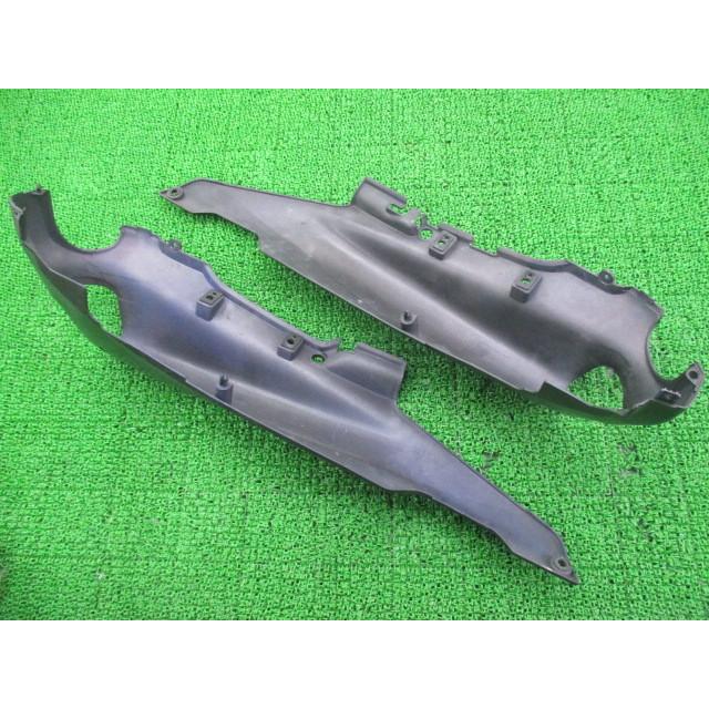 カワサキ（Kawasaki） ZZ-R1100 テールカウル 左右 黒 36001-1501