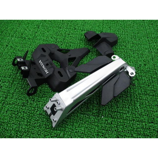 ホンダ（HONDA） CBR250RR リアフェンダー K64 純正 中古 バイク 部品