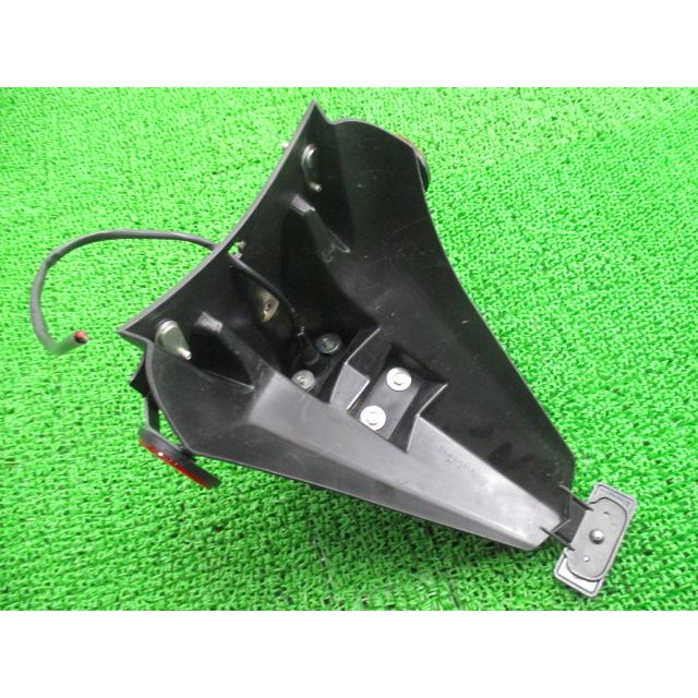 カワサキ（Kawasaki） ZZ-R1400 リアフェンダー 35019-0043 純正 中古