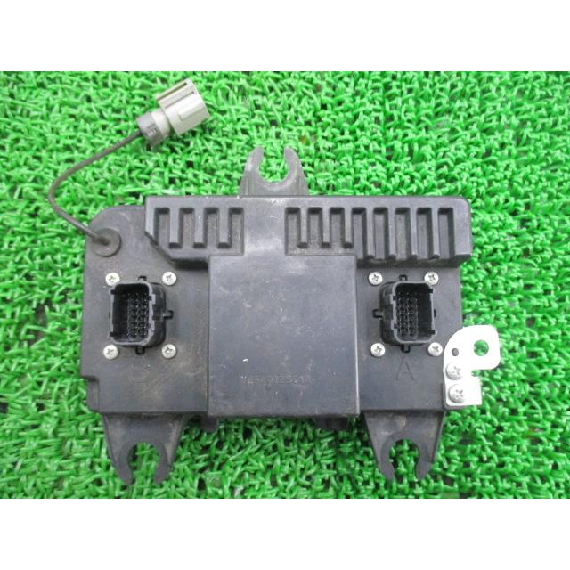 フォルツァ アンプユニット 39160-KVZ-6911 ホンダ 純正 中古 MF10 オーディオチューナー 割れ欠け無し そのまま使える 修復素材に 49 ホンダ（HONDA） フォルツァ アンプユニット 39160-KVZ-6911 純正 中古