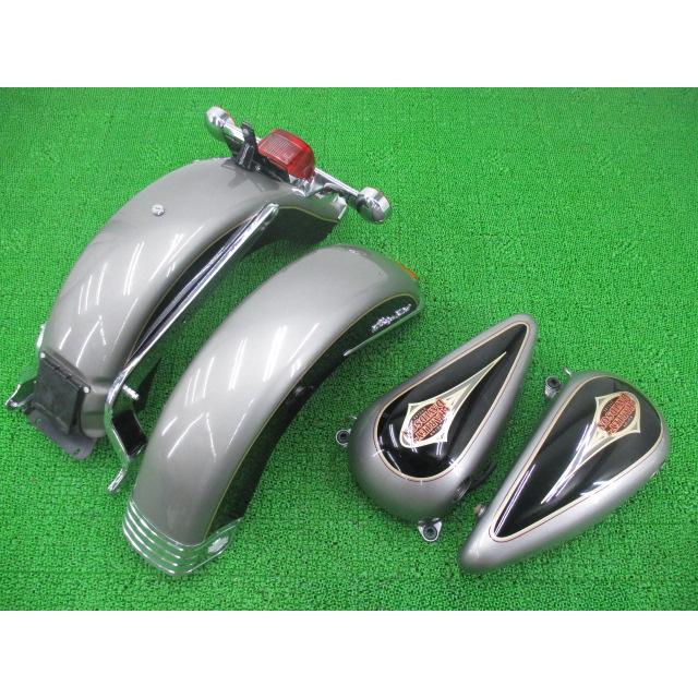 FLSTC 外装セット 銀/黒 ハーレー 純正 中古 ヘリテイジ FLSTC 外装セット 銀/黒 ハーレー 純正 中古 ヘリテイジ