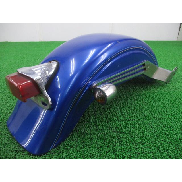 FLSTF1340 リアフェンダー 青M 社外 中古 バイク 部品 ファットボーイ EVO コケキズなし そのまま使える 凹み・歪みなし 修復素材に 38 FLSTF1340 リアフェンダー 青M 社外 中古 バイク 部品 ファットボーイ