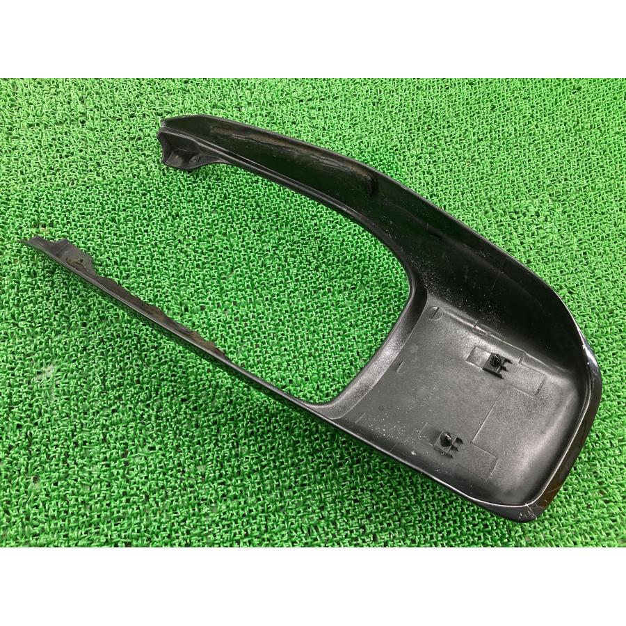 ゼファーカイ テールカウル 黒 14090-1704 カワサキ 純正 中古 1998年式外し ZR400C-318*** 修復素材に ノーマル戻しに そのまま使える 4 カワサキ（Kawasaki） ゼファーカイ テールカウル 黒 14090-1704 純正