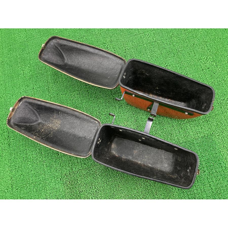 スズキ（SUZUKI） RE5 パニアケース 左右 橙 純正 中古 バイク 部品