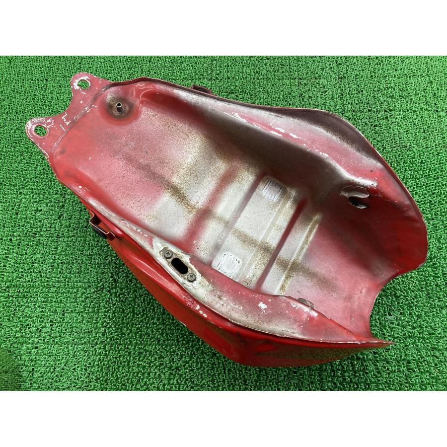 スズキ（SUZUKI） GSX400Sカタナ タンク ガンM/赤 純正 中古 バイク