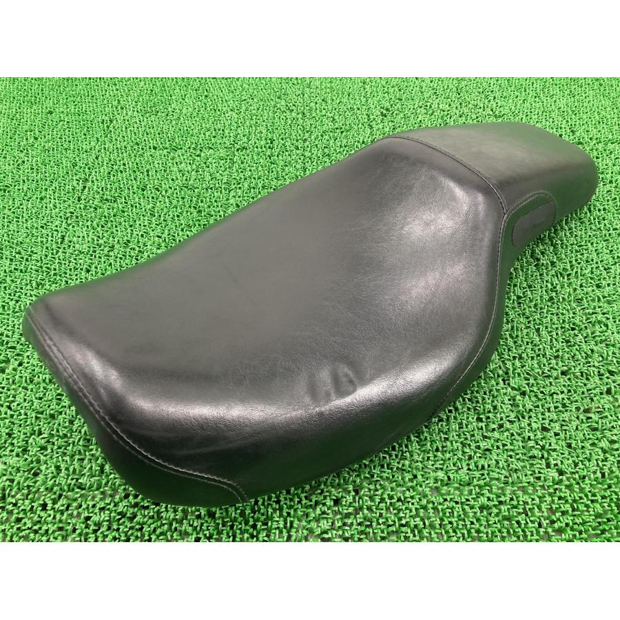 XLH883 シート ハーレー 純正 中古 バイク 部品 1996年式外し XLH883 シート ハーレー 純正 中古 バイク 部品 1996年式外し