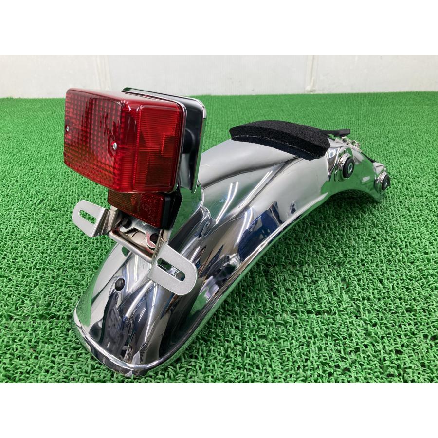 SR400 リアフェンダー ヤマハ 純正 中古 バイク 部品 新車外し 2020年式外し RH16J-006*** コケキズ無し 割れ欠け無し 最終型 22 ヤマハ発動機 SR400 リアフェンダー ヤマハ 純正 中古 バイク 部品