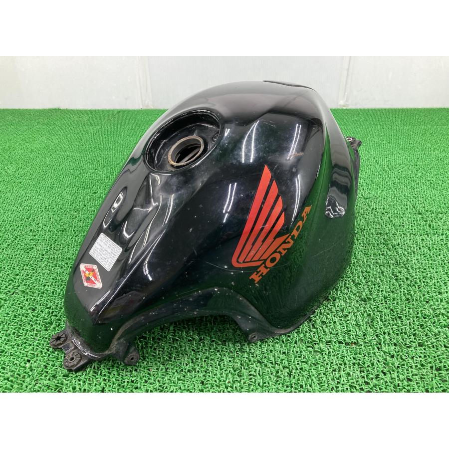 ホンダ（HONDA） CBR600F タンク 黒 純正 中古 バイク 部品 PC35