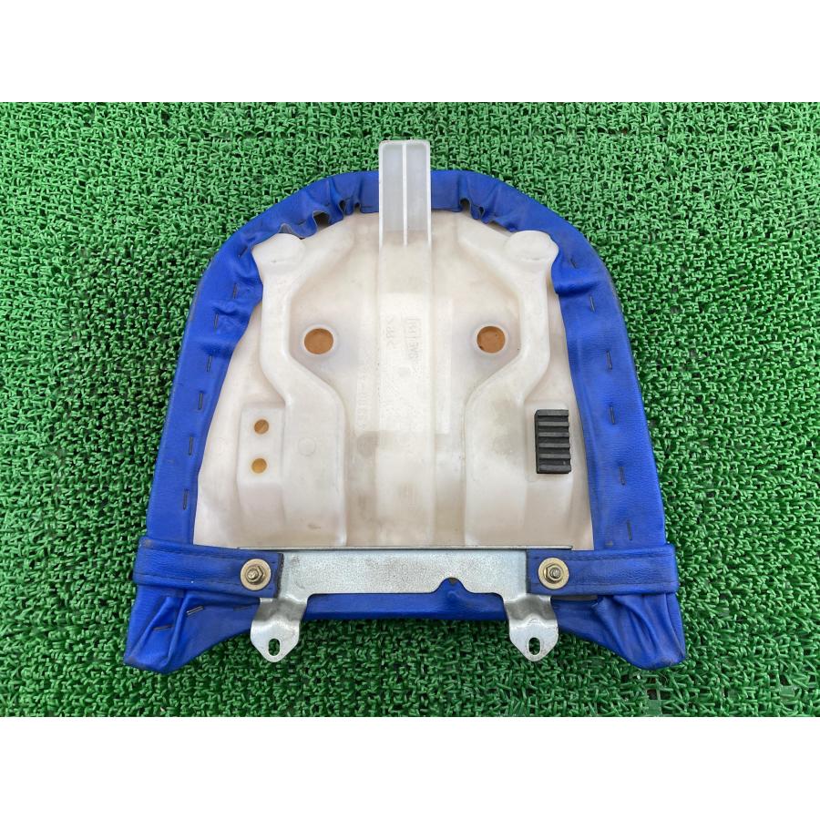 スズキ（SUZUKI） GSX-R1100 タンデムシート 45300-46E 純正 中古