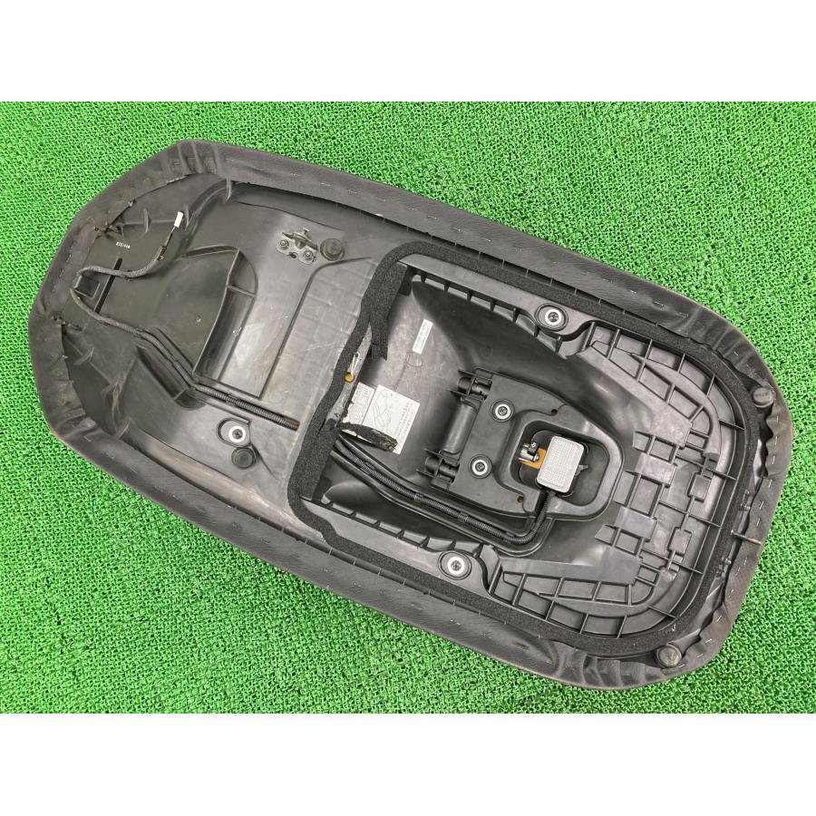 スカイウェイブ【CJ44A-46A】シート ASSY USED送料込 スカイウェイブ【CJ44A-46A】シート ASSY USED送料込