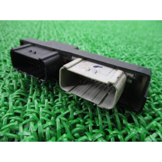 ホンダ CB400SF ECU 純正 中古 バイク 部品 ECM PGM-FIユニット ホンダ CB400SF ECU 純正 中古 バイク 部品 ECM PGM-FIユニット