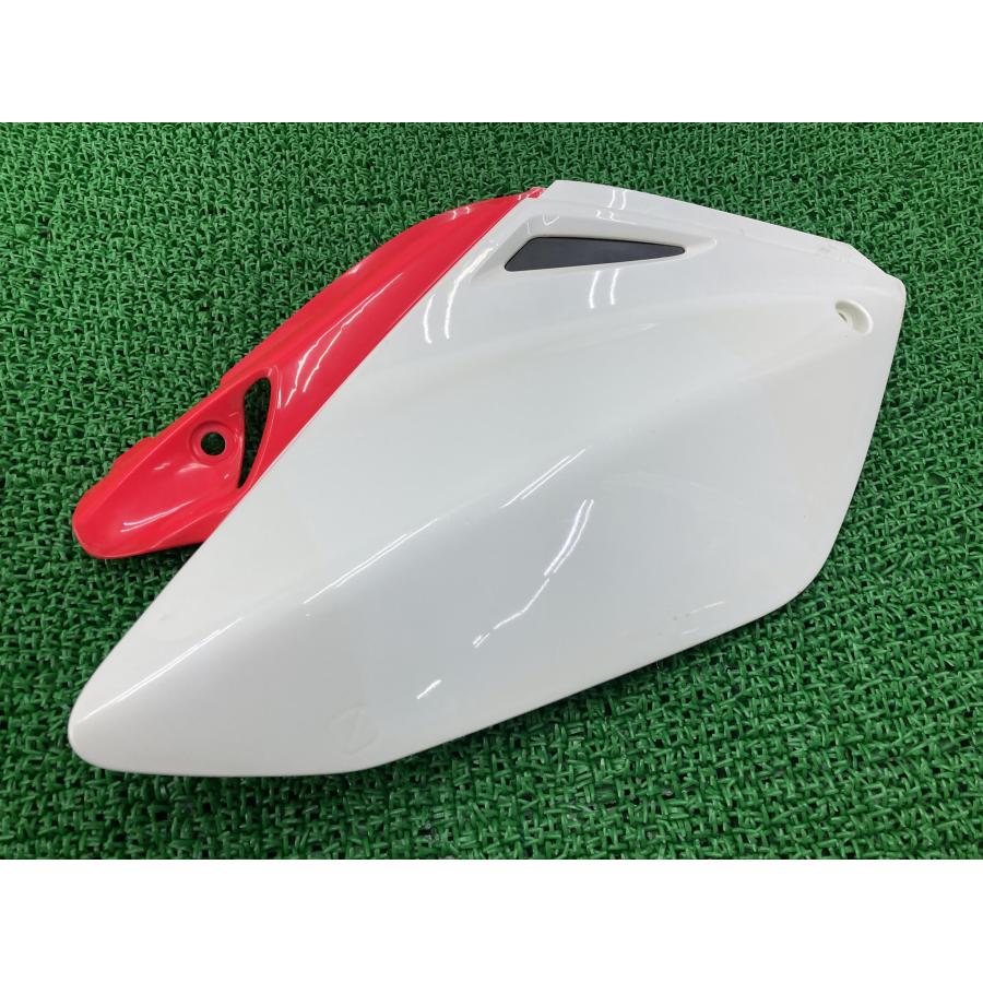 ホンダ CRF250R サイドカバー 右 白/赤 83510-KRNA 純正 中古 バイク 