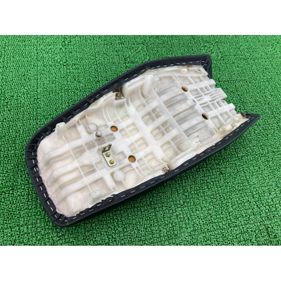 ヤマハ発動機 XJR400R シート 4HM ヤマハ 純正 中古 バイク 部品 破れ