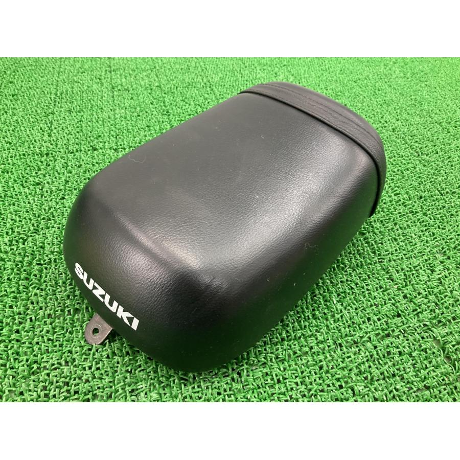 スズキ ST250 タンデムシート 26G0 純正 中古 バイク 部品 NJ4AA スズキ ST250 タンデムシート 26G0 純正 中古 バイク 部品 NJ4AA