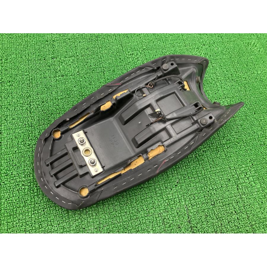 スズキ（SUZUKI） Vストローム650 シート 11J0 純正 中古 バイク 部品