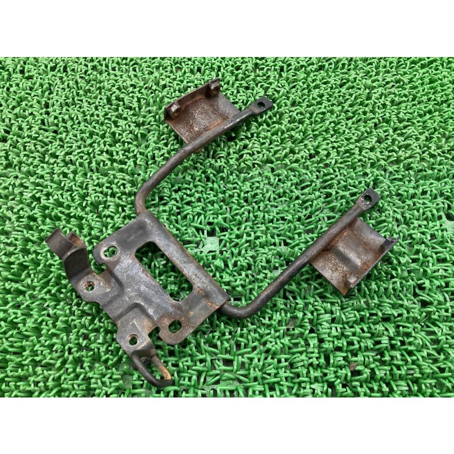 カワサキ（Kawasaki） バリオス ヘッドライトステー 純正 中古 バイク
