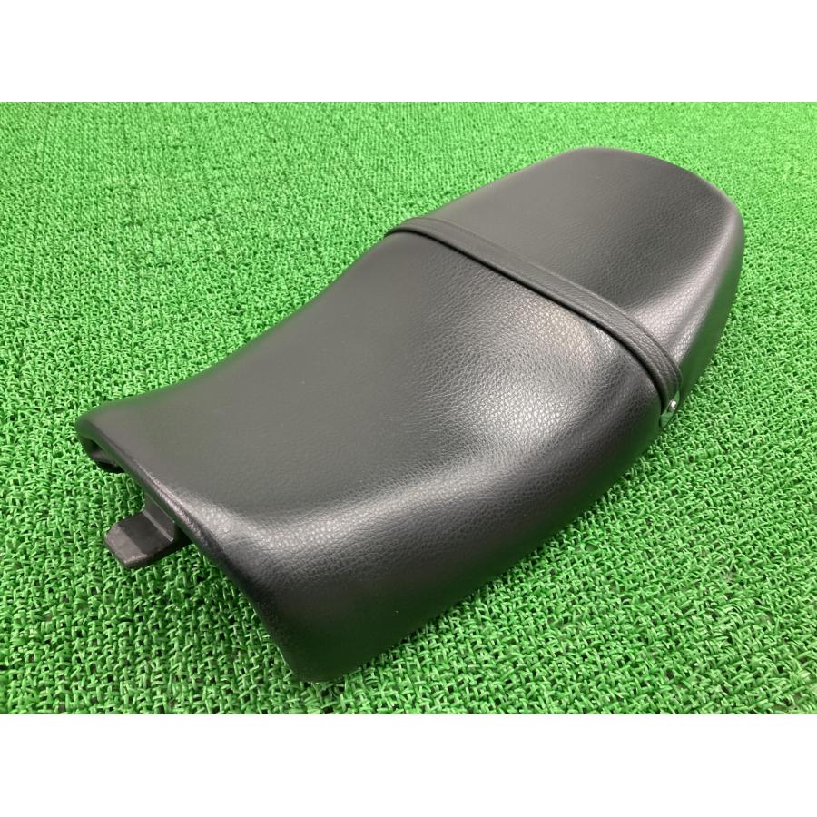 カワサキ ゼファー750 シート 53001-1621 ZR750C 純正 中古 カワサキ ゼファー750 シート 53001-1621 ZR750C 純正 中古