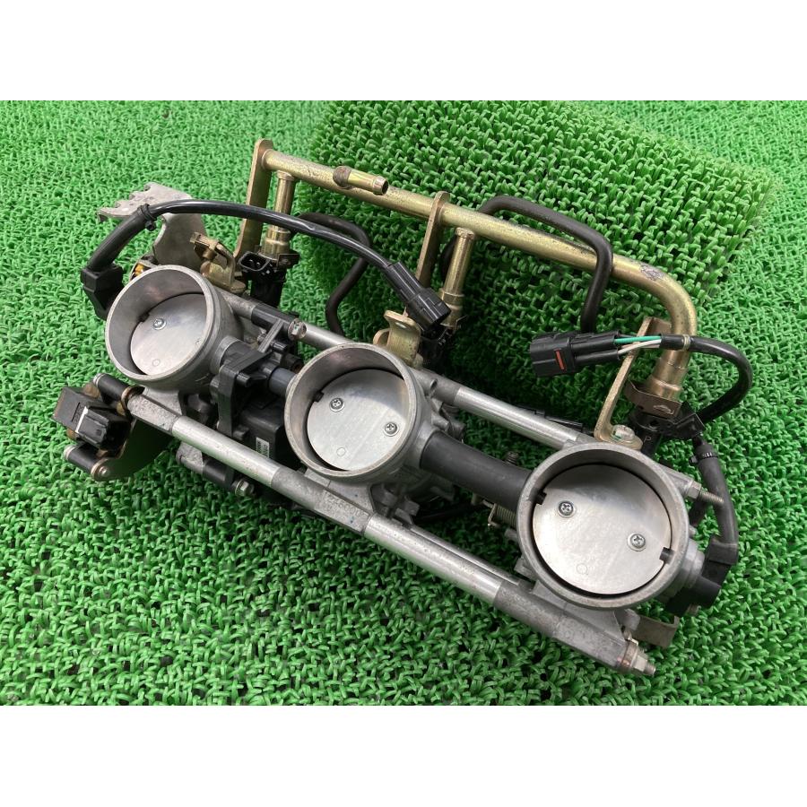 ロケット3 スロットルボディ T1245000 トライアンフ(TRIUMPH) 純正