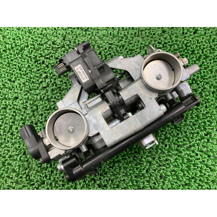 カワサキ（Kawasaki） W800 スロットルボディ T038 DEC4 純正 中古