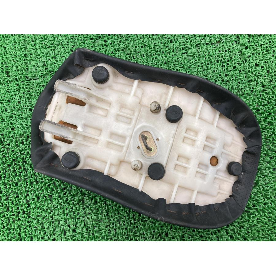ヤマハ発動機 ストリートマジック50 シート S06F ヤマハ 純正 中古